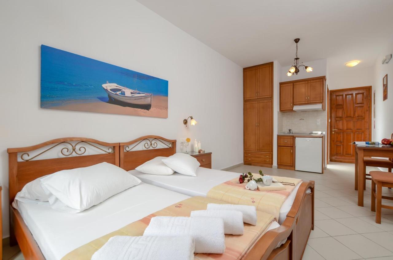 Dolphin Studios Agia Anna  Exterior photo
